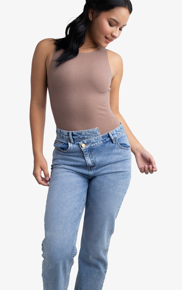 BASIC SLEEVELESS BODYSUIT