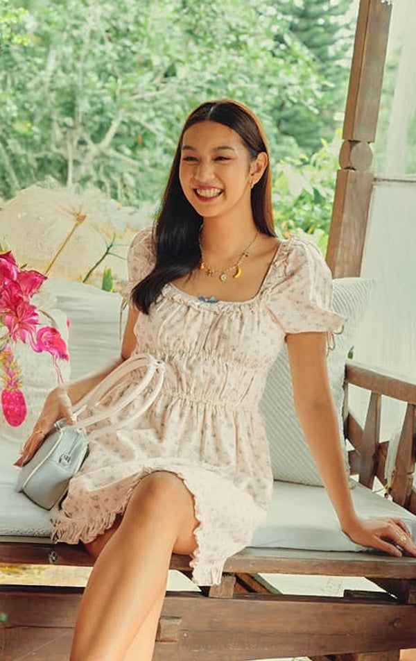 RUSTIC FLORAL MILKMAID SHORT DRESS WITH PUFF SLEEVES AND RUFFLE DETAIL