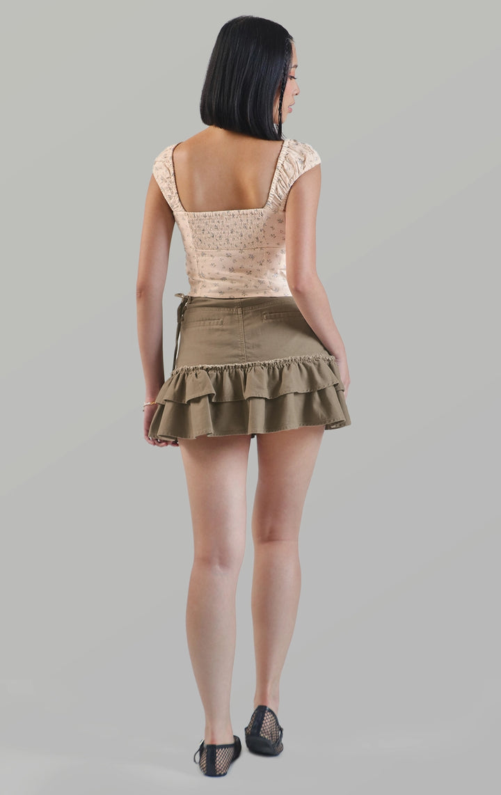 Full back view of the rustic floral top with lace and ribbon fitted cropped back and puffed sleeves by Just G Philippines