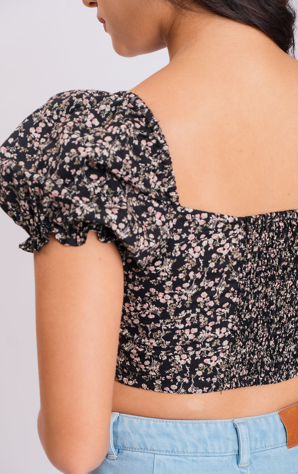 FLORAL PUFF SLEEVE BUTTON FRONT CROP TOP