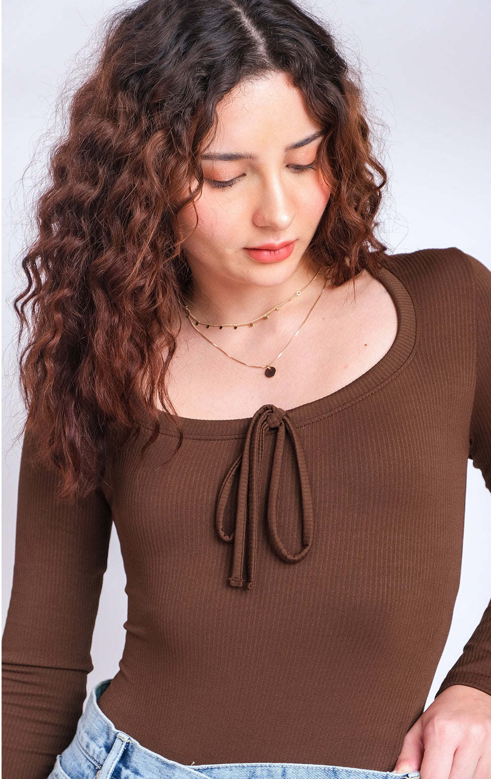BROWN LONG SLEEVE BODYSUIT WITH RIBBON