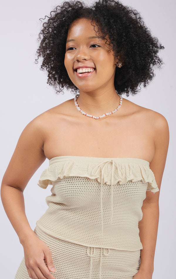 KNITTED TUBE TOP WITH SCALLOP AND TIE DETAIL