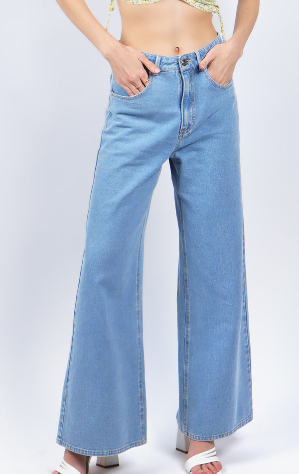 HIGH WAISTED SUPER WIDE LEG FIT DENIM JEANS