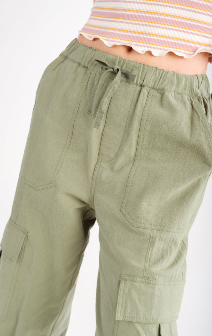 Straight Fit Textured Twill Cargo Pants in Green for Teen Girls, Full Length