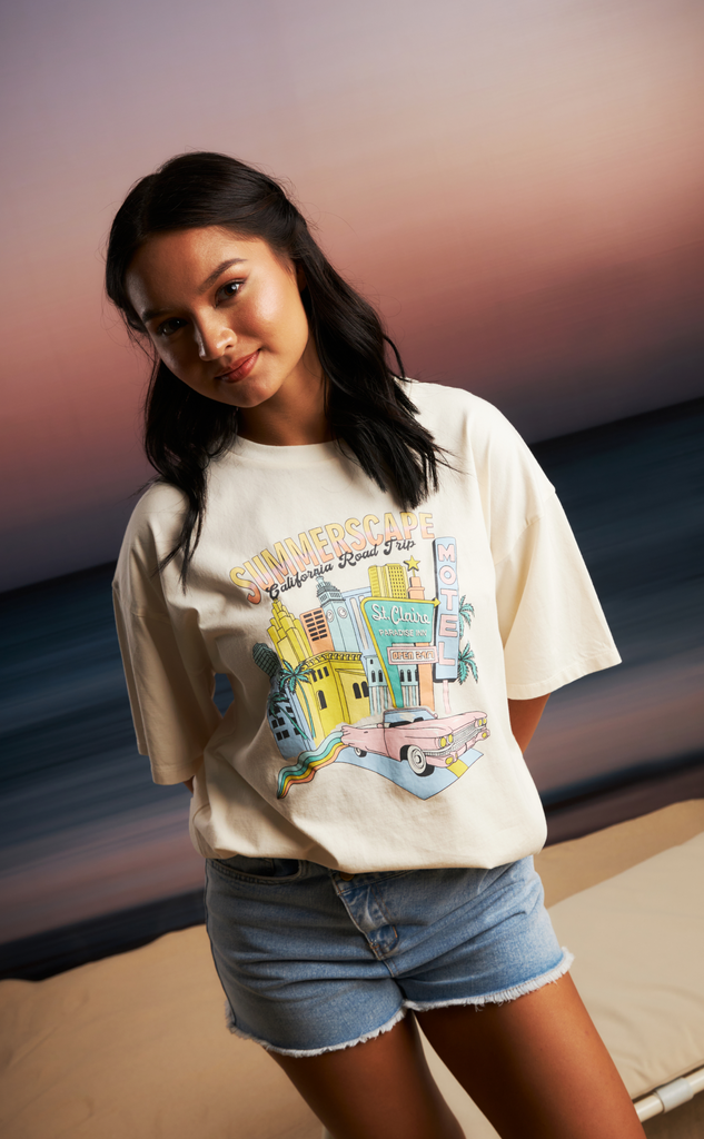 SUMMERSCAPE OVERSIZED FIT GRAPHIC TEE