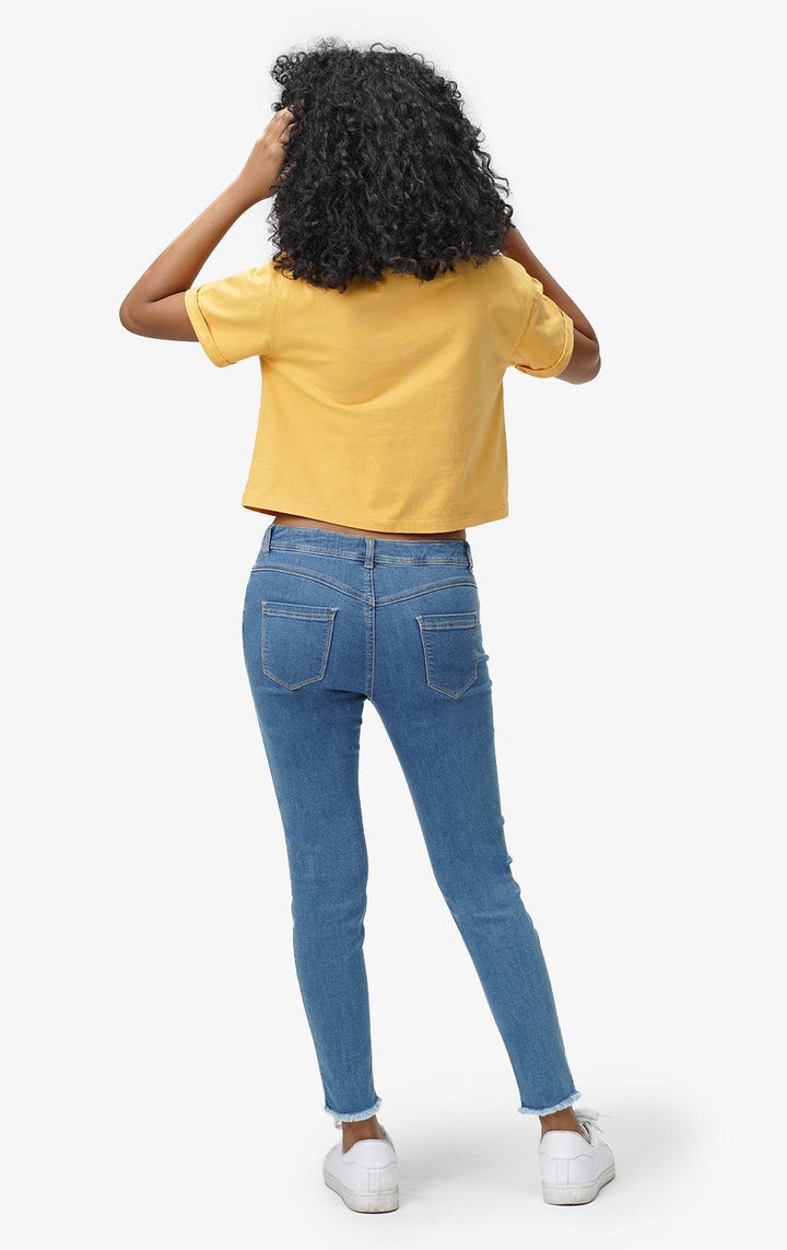 SKINNY JEANS WITH FRAYED HEM - Just G | Number 1 women's and teen fashion brand. Shop online at justg.com.ph | Cash on delivery ( COD ) and Prepaid transaction available.